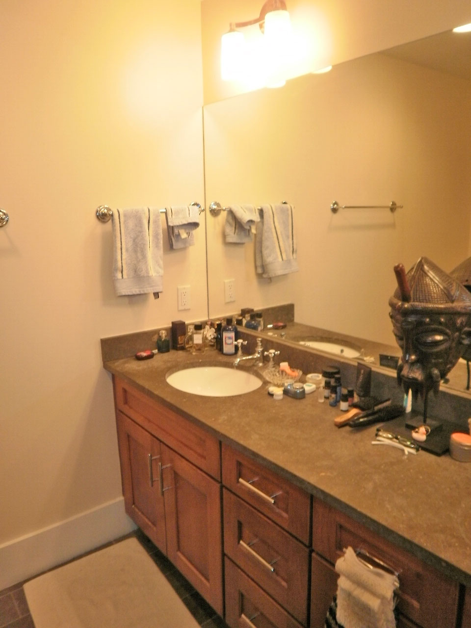 bathroom at Wooster Mercer
