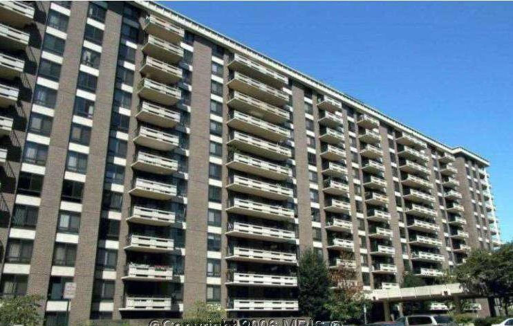 condos near Tyson Corner
