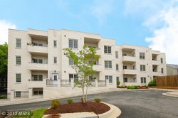 Condo in Gates Of Ballston