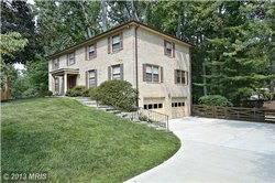 Single-Family in Sleepy Hollow Park