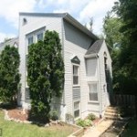 Townhouse in Lake Ridge