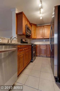 Condos in Columbia Knolls