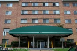 Condos in 750 Dickerson St #401 Arlington VA 22204