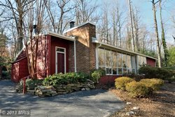 A Single family house at 7214 Beechwood Rd Alexandria VA 22307