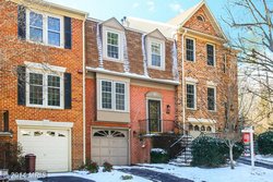 Townhouses at 7702 Gromwell Ct Springfield VA 22152