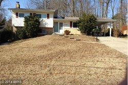 A single family homes at 6330 Alberta St Springfield VA 22152