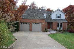 Single-family house at Cavalier Woods is in Clifton 20124