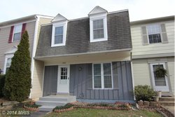 Townhouse at 14818 Millicent Ct, Centreville, VA 20120