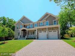 Single-family house at 5805 26th St, N Arlington, VA 22207