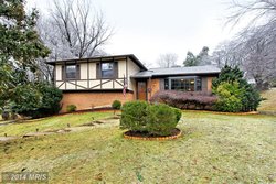 A single family homes at 7833 Brompton St Springfield VA 22152