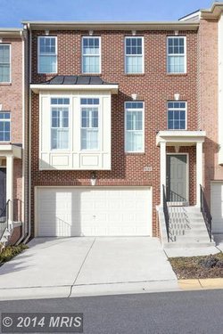 Townhouse at 6082 Madison Park Dr Falls Church VA 22041