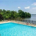 Pool at Marina Towers