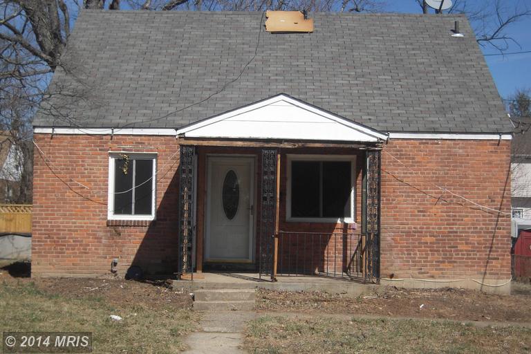 A single family homes at 7212 ROOSEVELT AVE Falls Church VA 22042