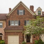 Houses with Garage