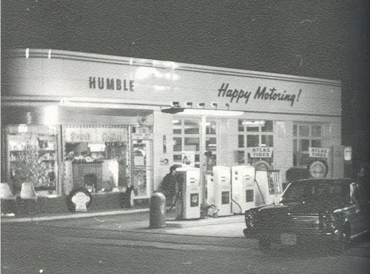 Virginia Forest Esso Station - 702 S. Washington St. 1962