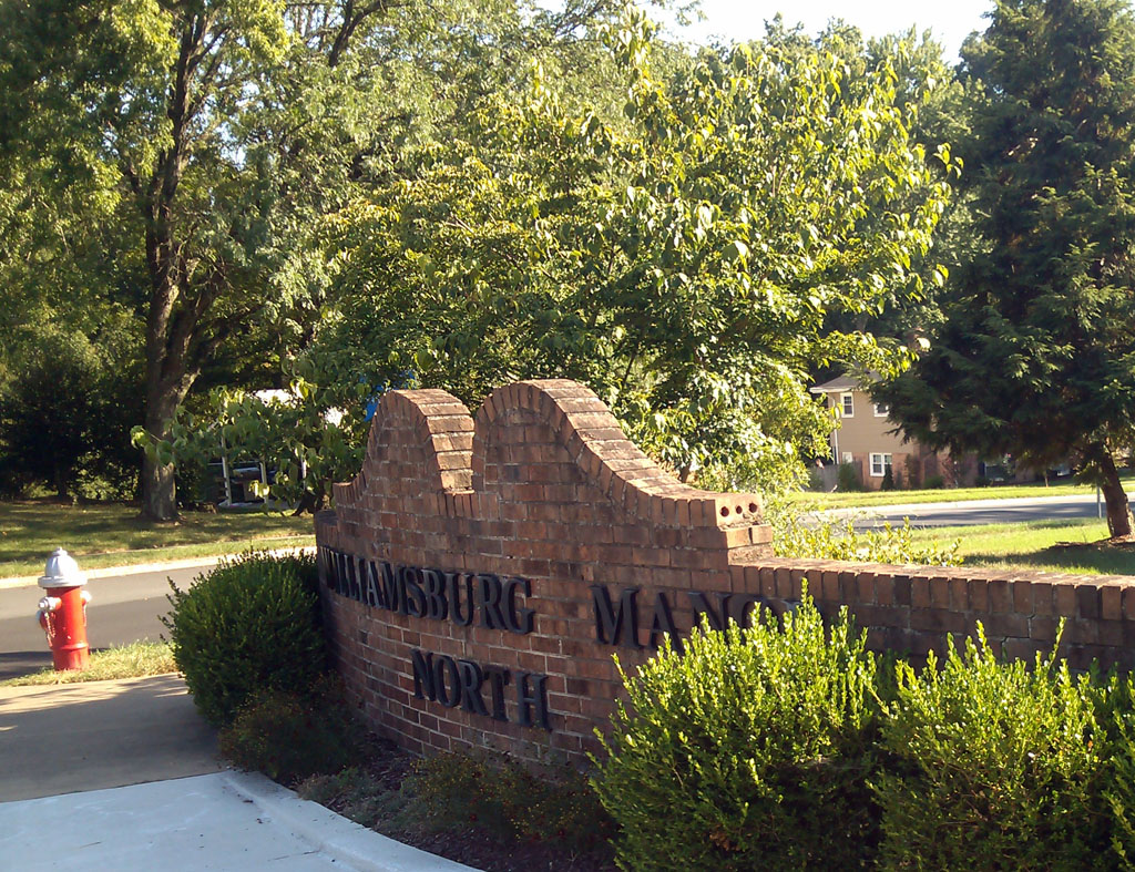 Williamsburg Manor North is near Colonel John R. Buyers Park