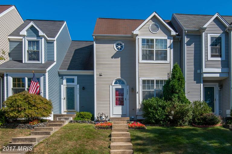 townhouse in Centreville